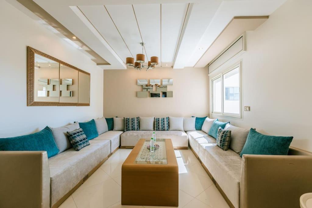 Central 2-Bedrooms Near Beach & Dining Tangier Exterior photo